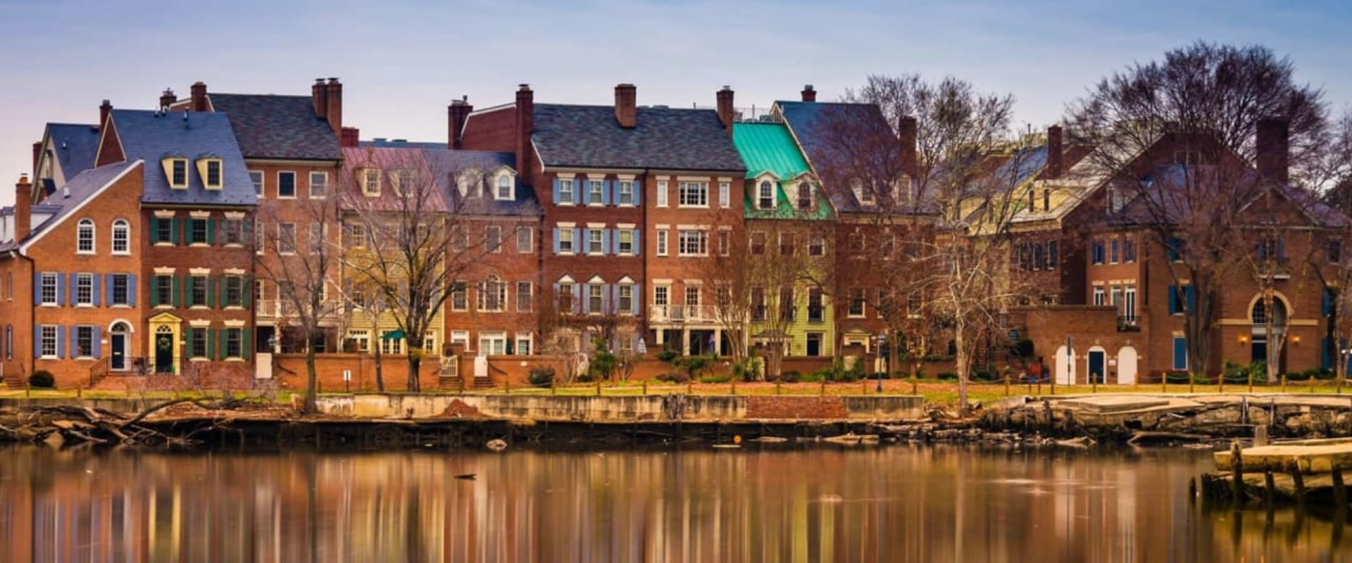 What is the Average Age of Homes in Alexandria, Virginia?
